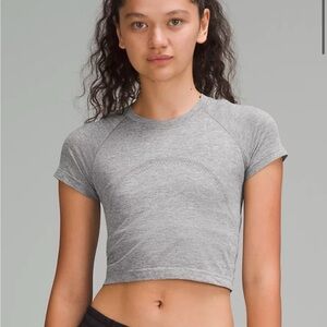 Lululemon Cropped Swiftly Tech Short Sleeve Tee
